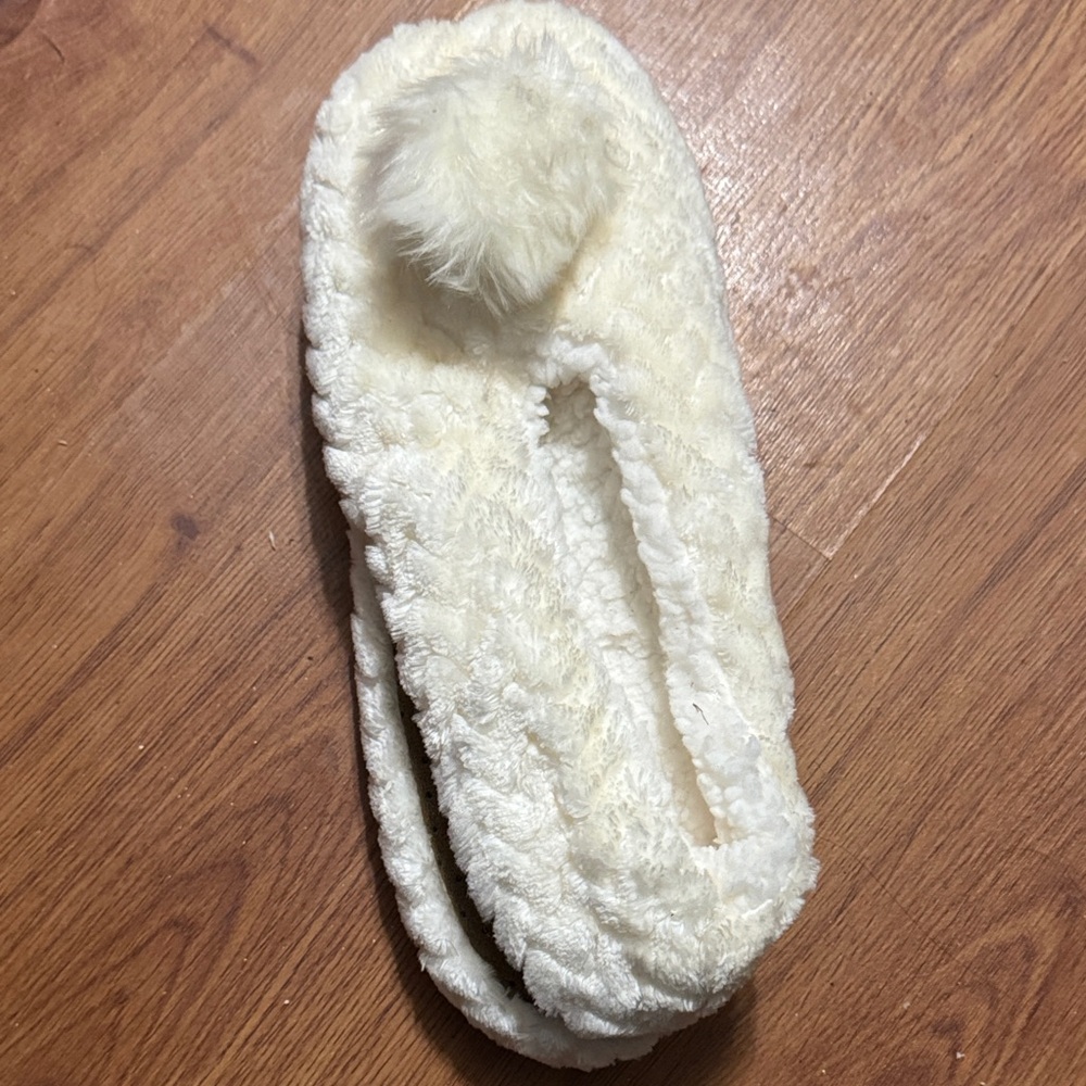 Plush Cream Women's Slippers